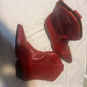 Vintage 90s Nine West Leather Red Short Cowboy Boot - Boots - Cincinnati